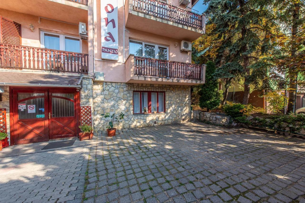Korona Panzio Budapest Luaran gambar